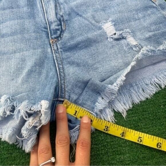 Forever 21 Light Blue Distressed Jean Shorts Size S - Picture 3 of 6